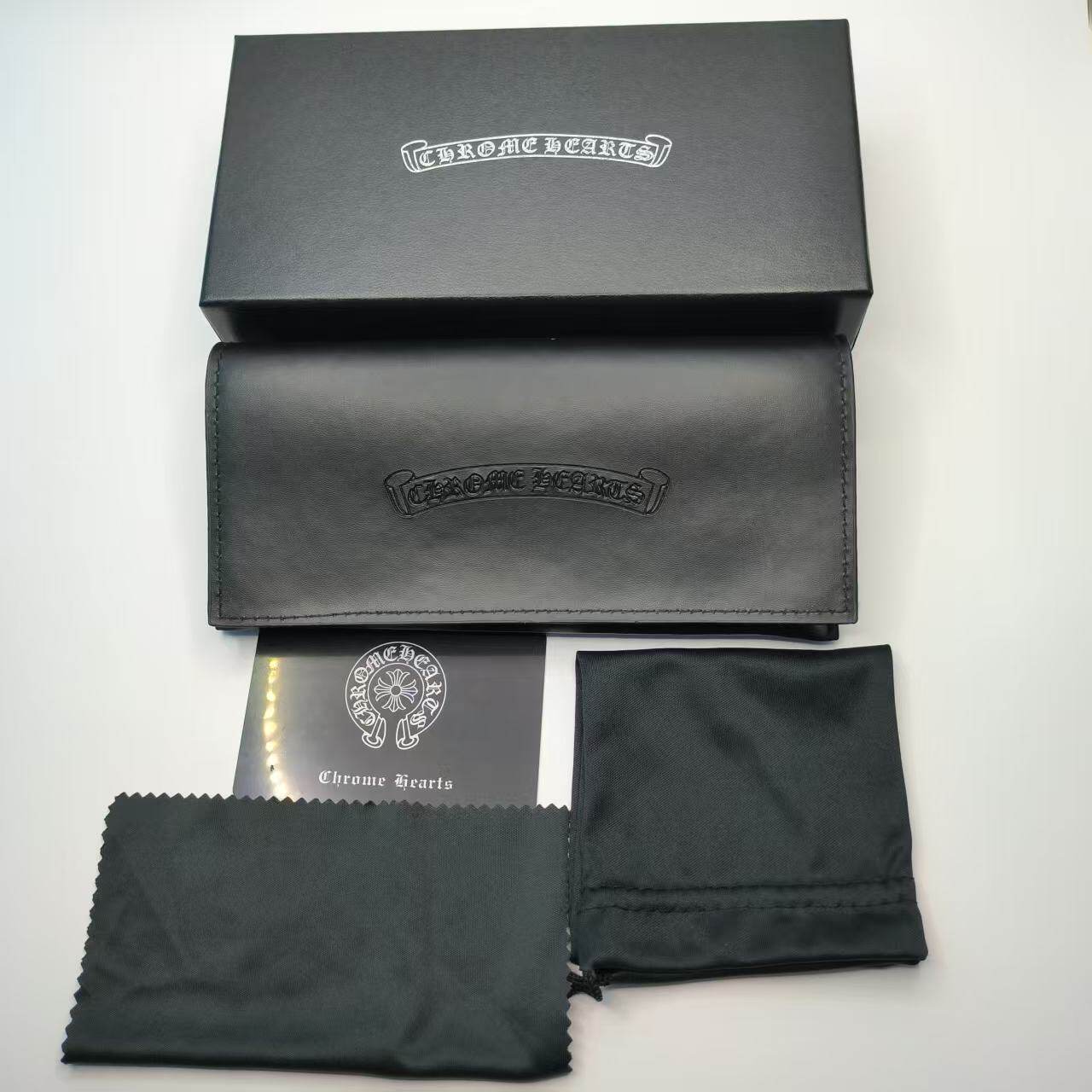 Chrome Hearts Kılıf Seti